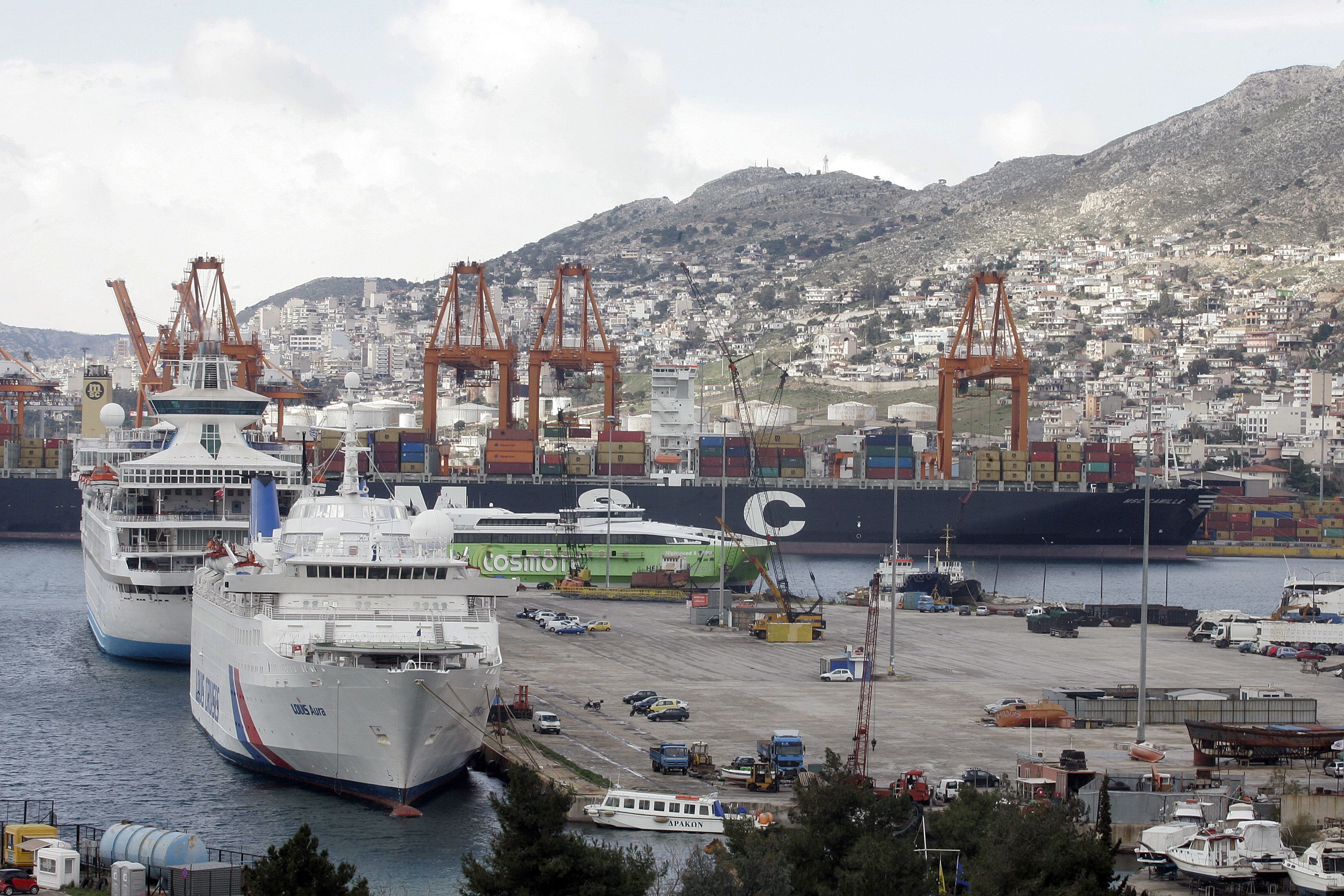 Стачка срещу приватизацията на гръцки пристанища