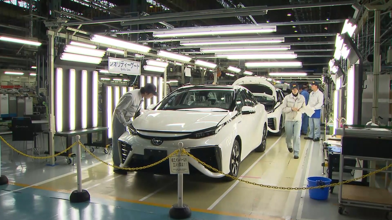 Toyota показа как произвежда ”колата на бъдещето” (видео)
