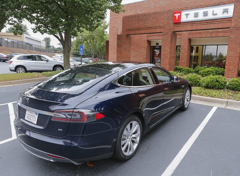 Tesla Model S остава най-надежден автомобил в САЩ