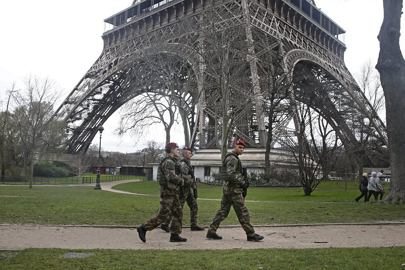 Франция осуетила пет атентата от 2013 г. досега