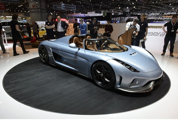 Koenigsegg иска 60 000 евро за смяна на боя