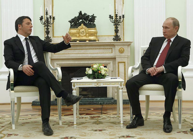 Руският президент Владимир Путин и италианския премиер Матео Ренци в Москва