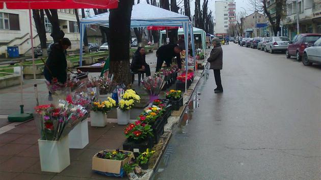 Проверяват търговците на цветя във Варна