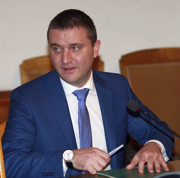 Владислав Горанов: Повече пари ще има за общините и за средно образование