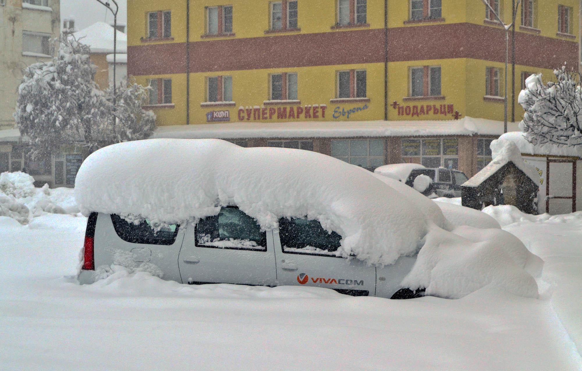 Много сняг се очаква да натрупа в Родопите