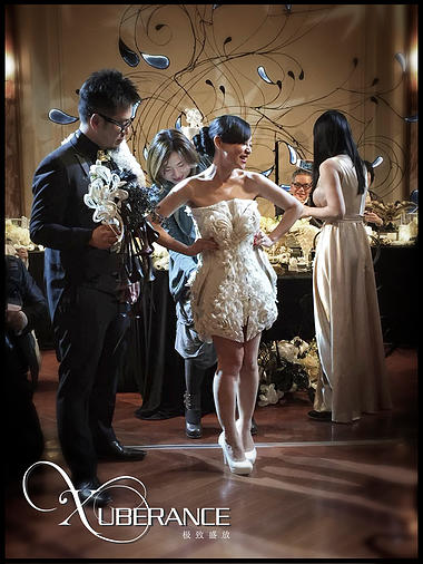 Сватбена рокля, създадена с помощта на 3D принтер