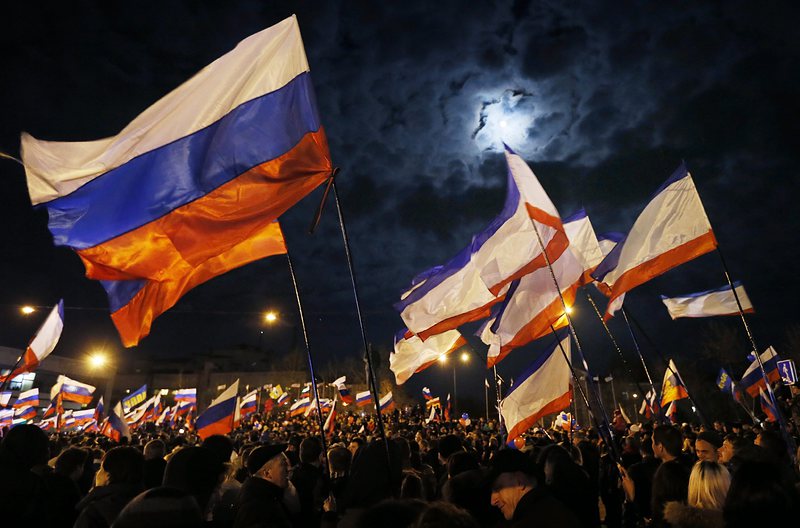 Празненства в Крим след провеждането на рефендума