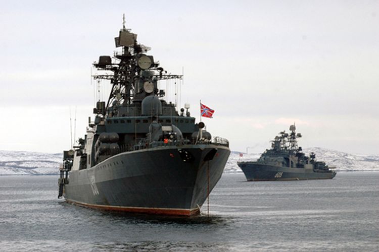 Русия приключва мащабните военни маневри