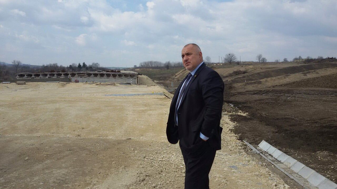 Бойко Борисов инспектира участъка Белокопитово - Каспичан от АМ „Хемус“