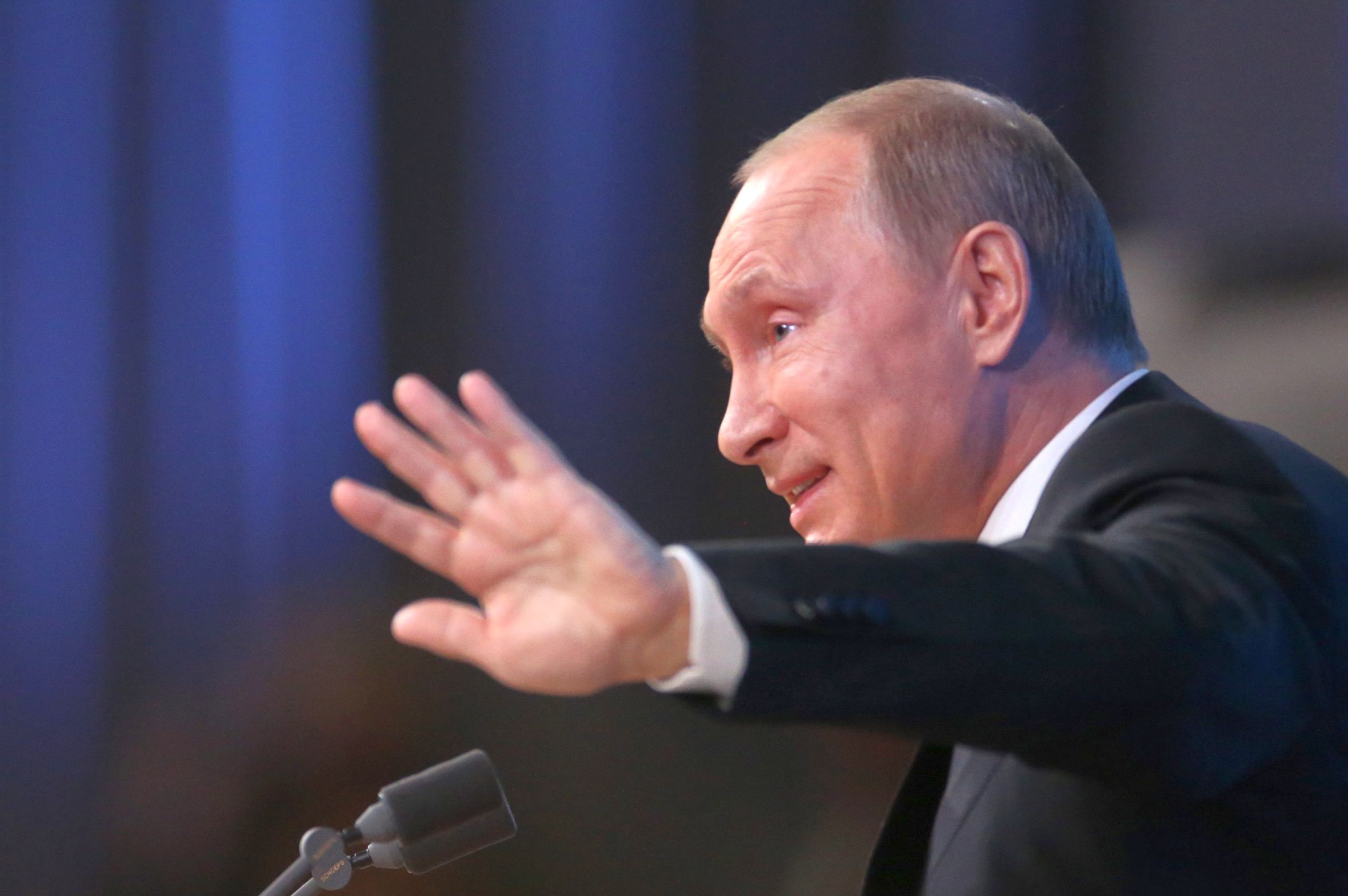 Путин задължи министрите да се отчитат за всяка по-голяма лична покупка