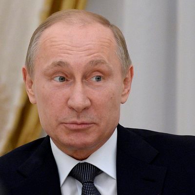 Паметник на Путин като римски император (видео)