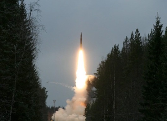 Русия изпита нов вид ”трудноуязвима” ракета