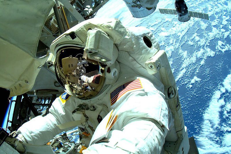Какви рискове крият дългите космически мисии