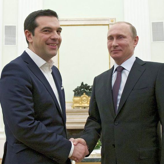 Пътят на санкциите е порочен, обяви Ципрас в Москва