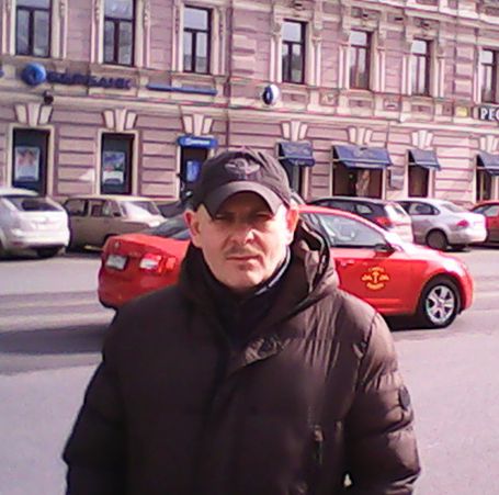 Проруският журналист и писател Олес Бузина бе застрелян в Киев вчера