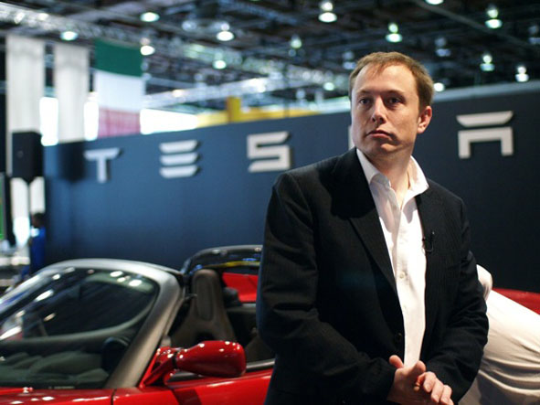 Илон Мъск заподозря диверсия срещу Tesla