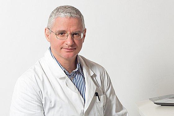 Неврохирургът д-р Марин Генчев е носител на множество международни награди