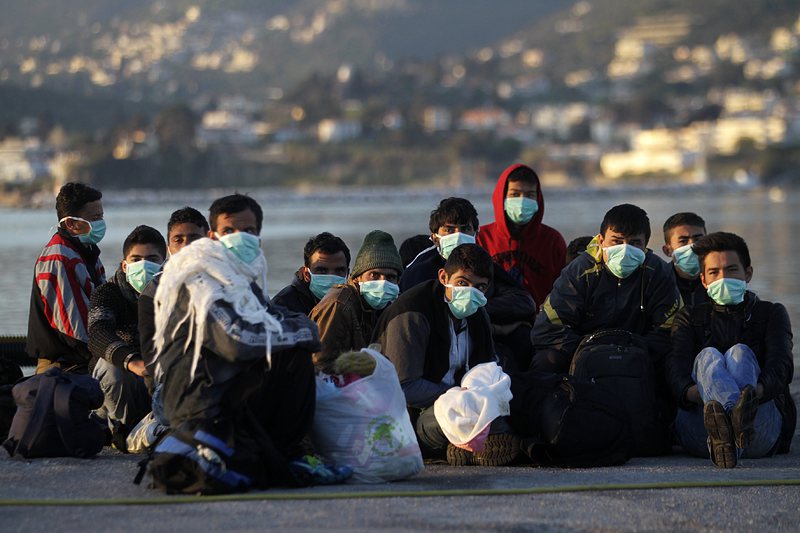 Провеждат се операции за спасяване на имигранти в Средиземно море