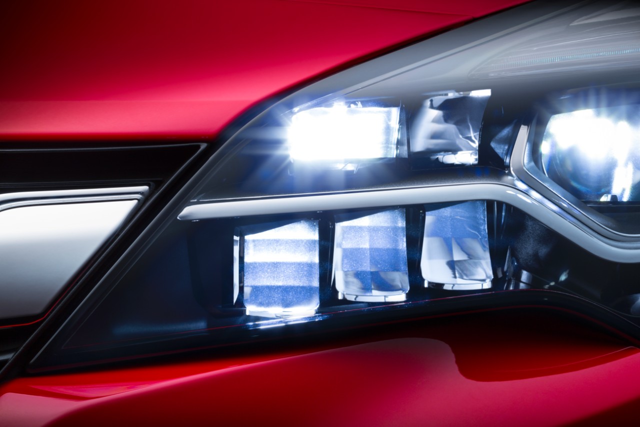 Новата Astra ще има матрични LED светлини (снимки)