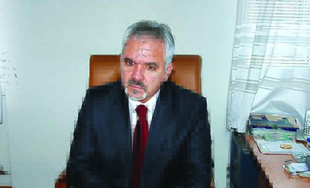 Прокуратурата проверява кмета на Петрич, искат оставката му