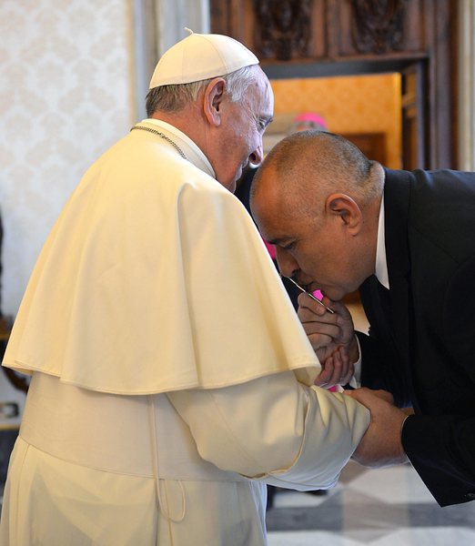 Министър-председателят Бойко Борисов бе приет във Ватикана от папа Франциск