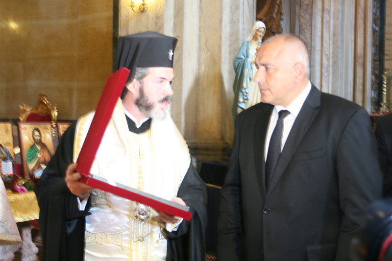 Премиерът Борисов бе в катедралата ”Свети Павел” на литургия за светите братя Кирил и Методий