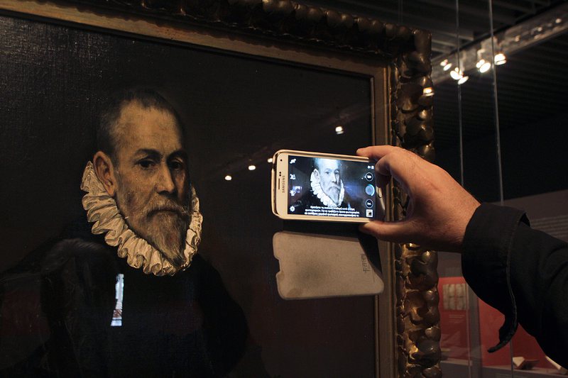 Музеи разчитат на приложения, за да въведат Facebook поколението в света на изкуството
