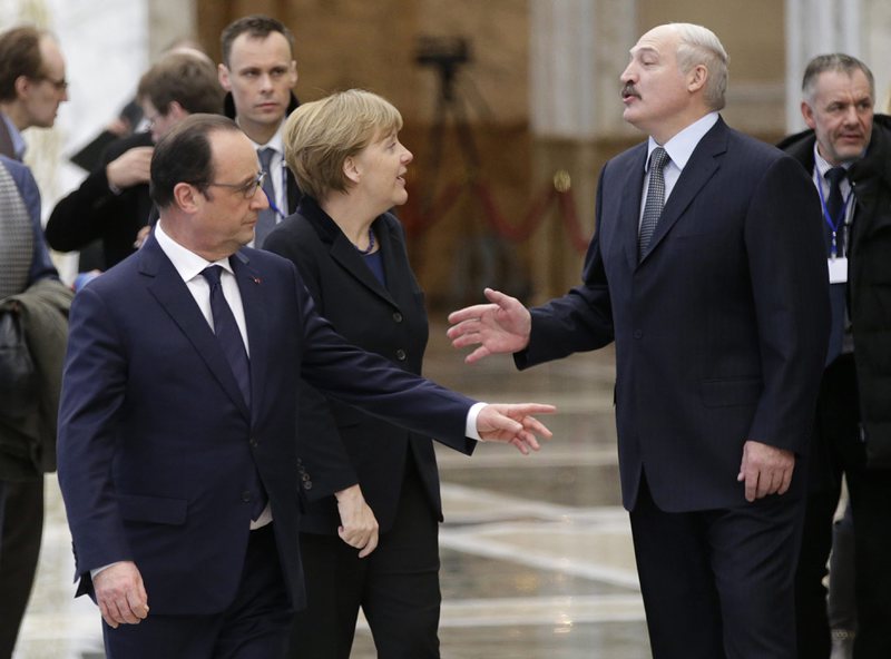 ЕС временно замрази санкциите срещу Беларус