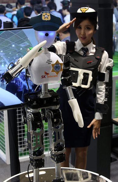 Роботите на бъдещето ще се поправят сами