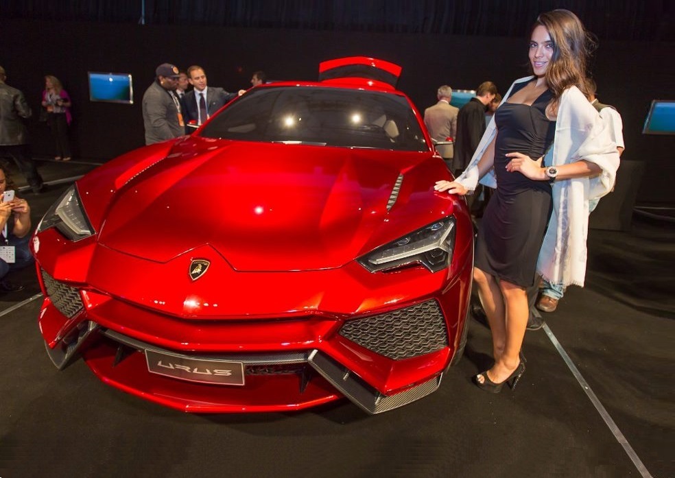 Официално: Lamborghini пуска SUV през 2018 г. (галерия)