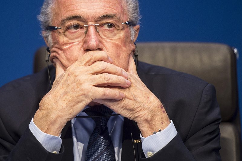Системата във ФИФА е изплетена от лъжи и алчност