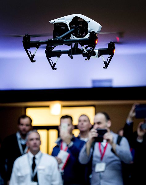 DARPA създава нов шпионски дрон, който ще може да се самоунищожава