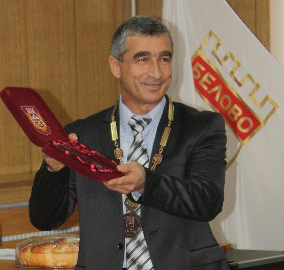 Костадин Варев е бил 3 мандата общински съветник преди да стане кмет