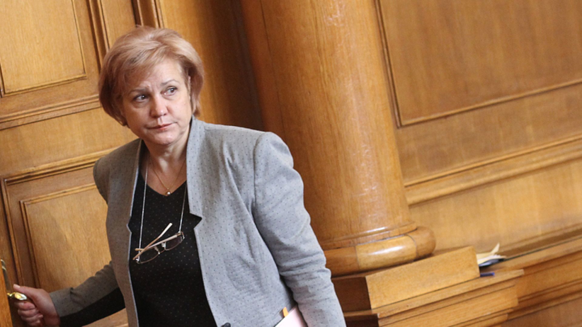 Председателят на парламентарната бюджетна комисия и депутат от ГЕРБ Менда