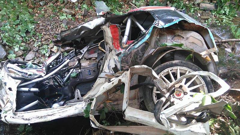Автомобилът на Тодор Славов е смачкан до неузнаваемост