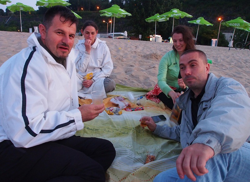 Варненци и гости на Варна се събраха на крайбрежната алея и плажа в морската столица