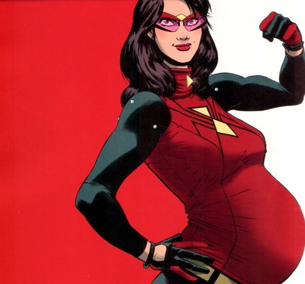 За първи път - бременна супергероиня