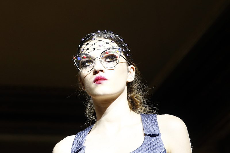 Висша мода в Париж: Уляна Сергеенко и ”Версаче”