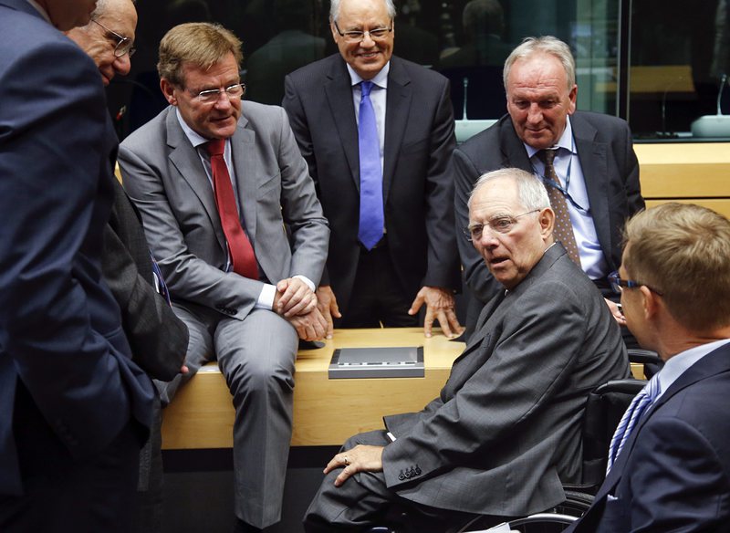 Финансовите министри от Еврогрупата се събраха извънредно, за да разгледат новите предложения на Гърция