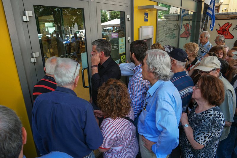 Атина: Отваряме банките на 20 юли. ЕЦБ: Не е сигурно