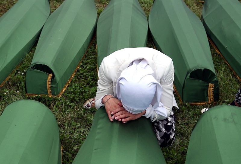 ДПС призова да се чуе камбаната на Сребреница