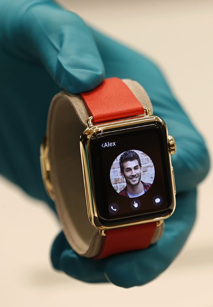 Умният часовник Apple Watch