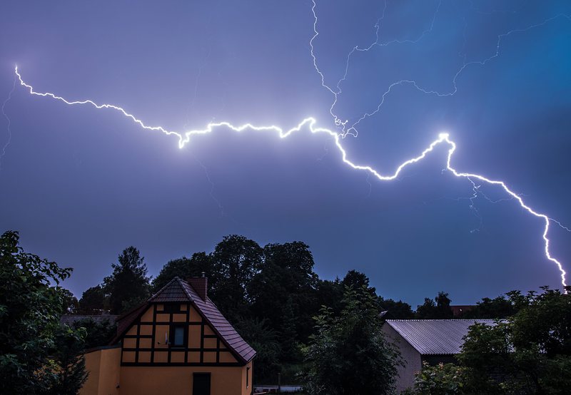 В Бавария се разразиха гръмотевични бури, придружени с поройни дъждове