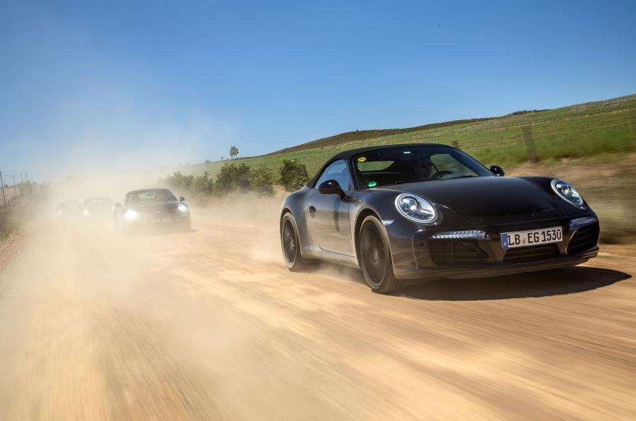 Porsche тества обновеното 911 в Южна Африка (галерия)