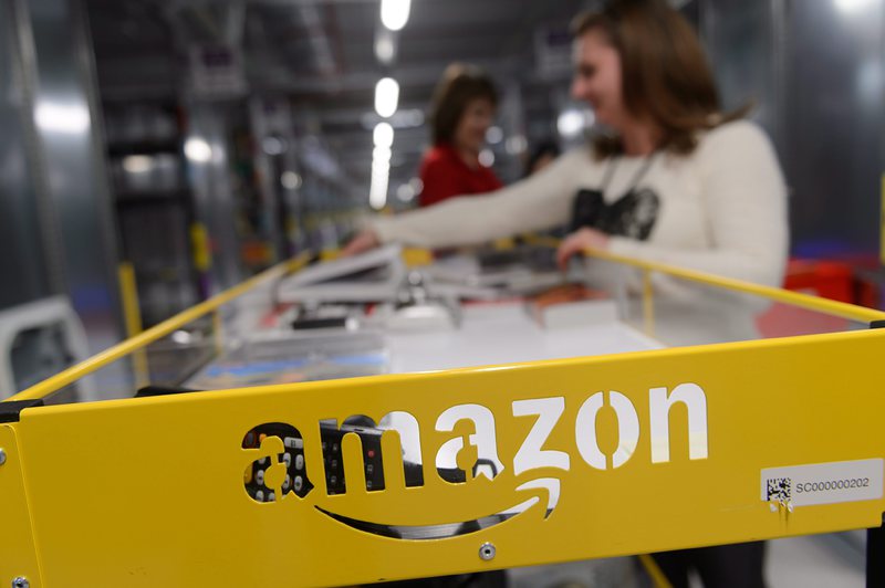 Amazon отчете изненадваща печалба