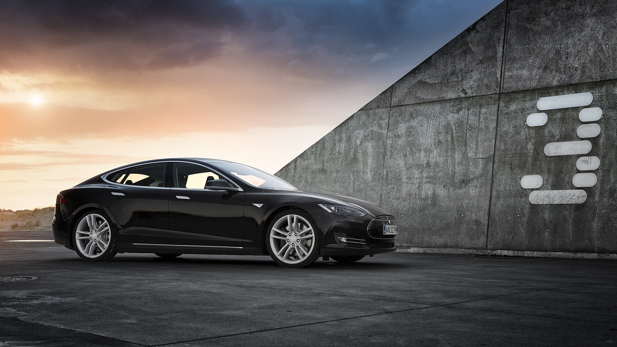 Tesla Model 3 ще дебютира през март 2016 г.