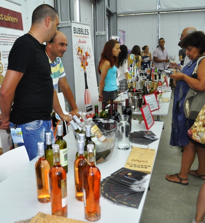 Фестивалът на виното е в Експо център