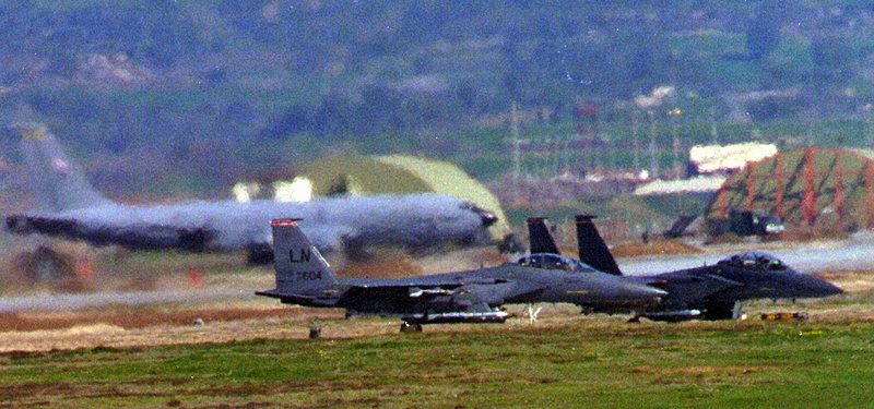 Изтребителите Ф-16 ударили пет обекта в северната част на Ирак (Сн. Архив)