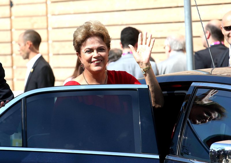 Дилма Русеф - най-непопулярна в Бразилия от 30 години насам