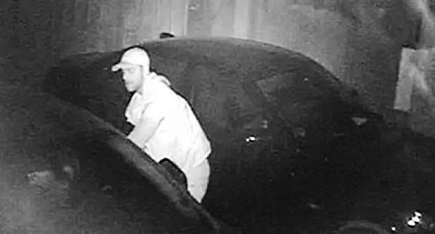 Ярослав Димитров беше заснет как краде кола, докато трябва да е под домашен арест
